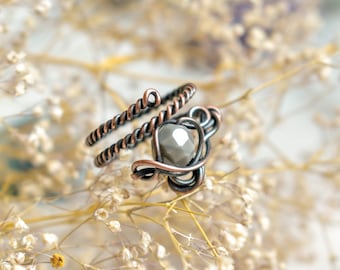 Gray crystal ring, Adjustable Size, Glass and Copper Wire wrapped Ring, Openwork, Celestial Ring