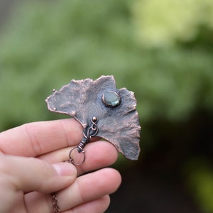 Ginkgo leaf necklace, blue labradorite, electroforming, 7th anniversary gift, botanical pendant zdjęcie 7