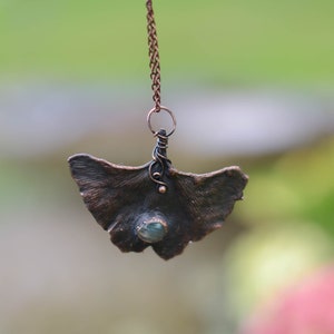 Ginkgo leaf necklace, blue labradorite, electroforming, 7th anniversary gift, botanical pendant zdjęcie 6