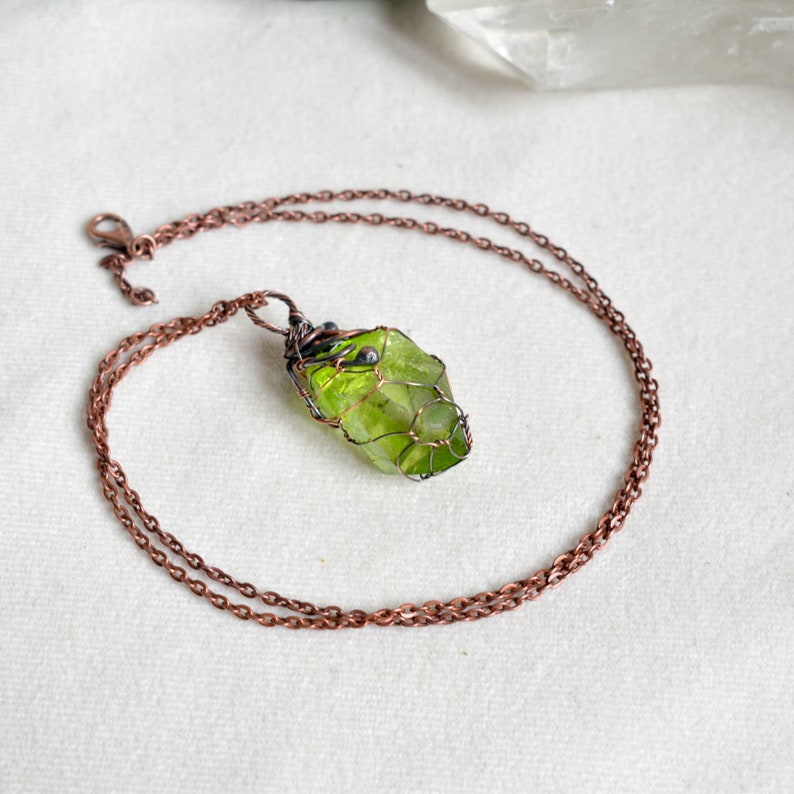 Green crystal necklace, Witchcraft Jewelry, Trending Now, Woodland Necklace image 2