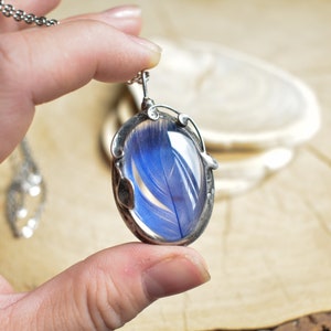 Blue Feather Necklace, elven jewelry, bird pendant, wanderlust jewelry image 5