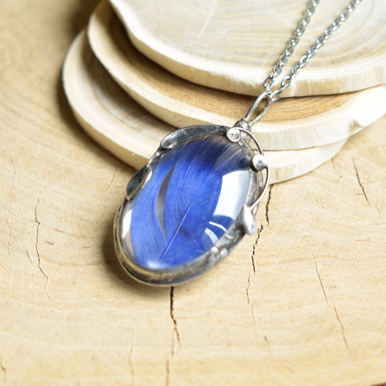 Blue Feather Necklace, elven jewelry, bird pendant, wanderlust jewelry image 3