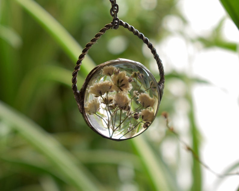 Pressed flower necklace, White Fowers Pendant, Baby's Breath Necklace, Witchcraft Jewelry, New Mom Gift, mothers day gift image 3