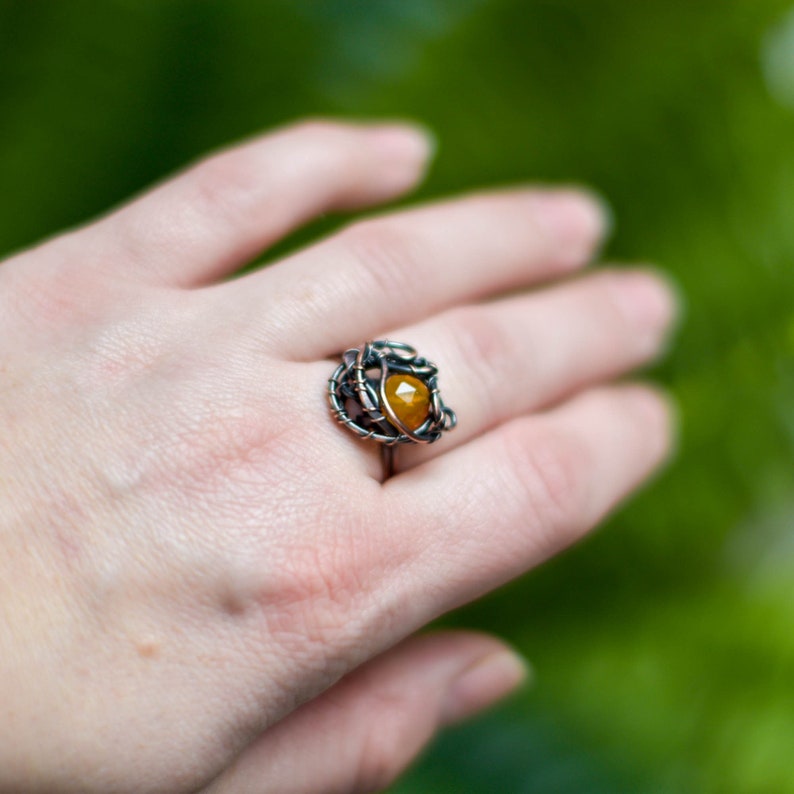 Anillo de ágata naranja facetado, anillo envuelto en alambre de cobre, joyería de bruja, tendencia ahora, regalo del 7º aniversario imagen 1