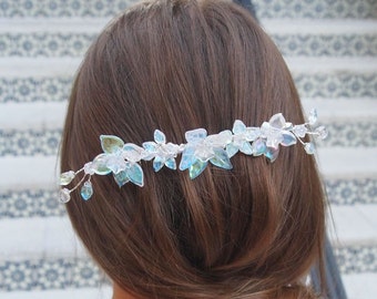 OOAK Handmade Bridal Veil Comb avec fleurs et feuilles tchèques filaires et cristaux Swarovski