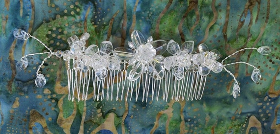 OOAK Handmade Bridal Veil Comb With Hand-wired Czech Glass  display picture 1