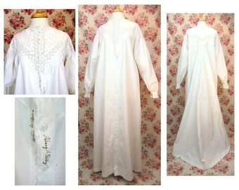 1800s nightgown