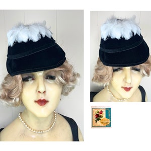 Vintage Cloche Hat 1940’s Velvet Hat Vintage Feathered Hat