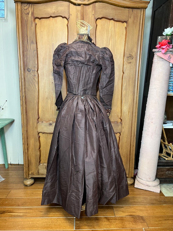 Antique Victorian Dress 1880’s Bodice & Bustled S… - image 4