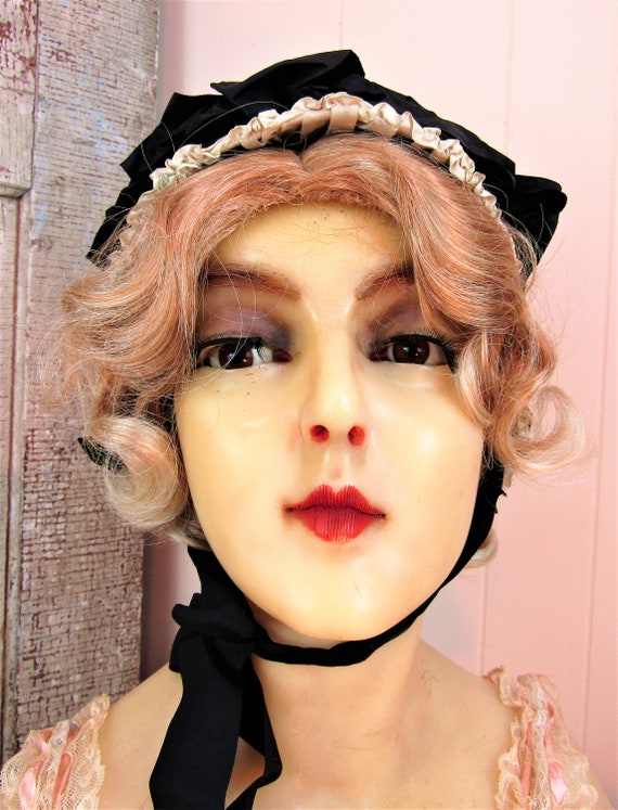 Antique Victorian Bonnet 19th Century Satin Bonne… - image 5
