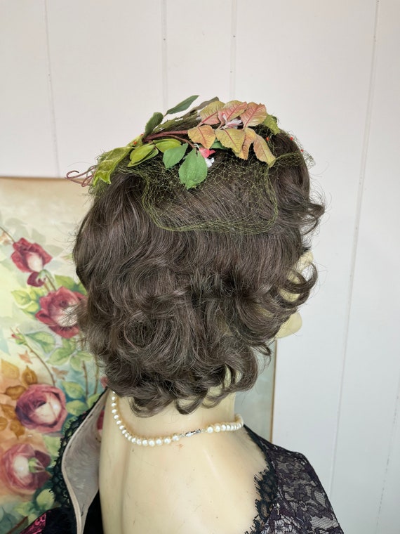 Vintage Fascinator Floral Veil 1950's Flowered He… - image 5