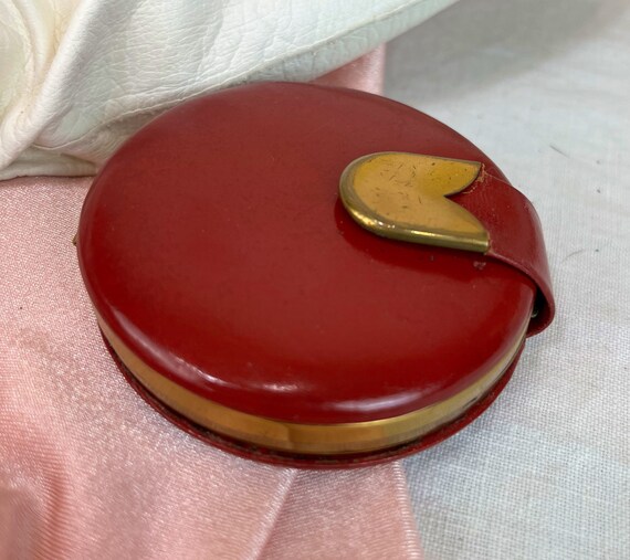 Vintage Red Leather Powder Compact 1930s Red Leat… - image 4