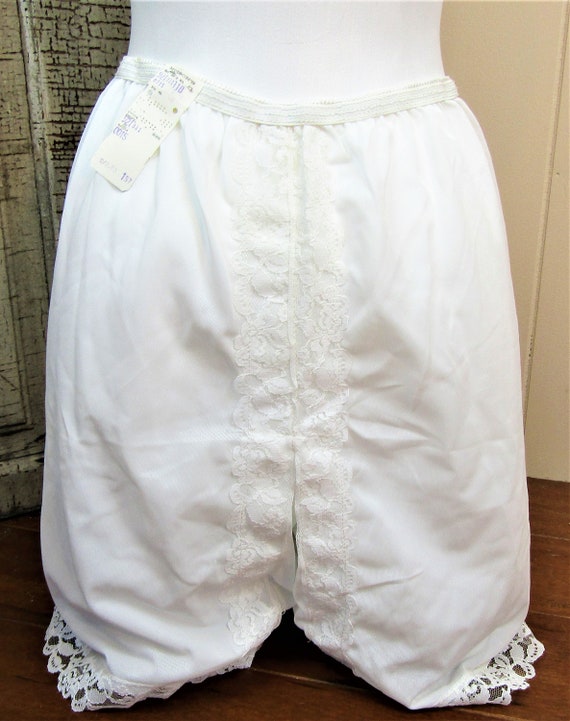 Vintage 1960s Underwear Tap Shorts Unworn Size S … - image 7