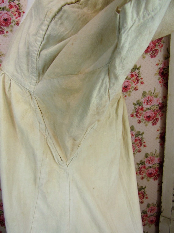 Antique Nightgown Mid 19th Century Ladies Nightgo… - image 5