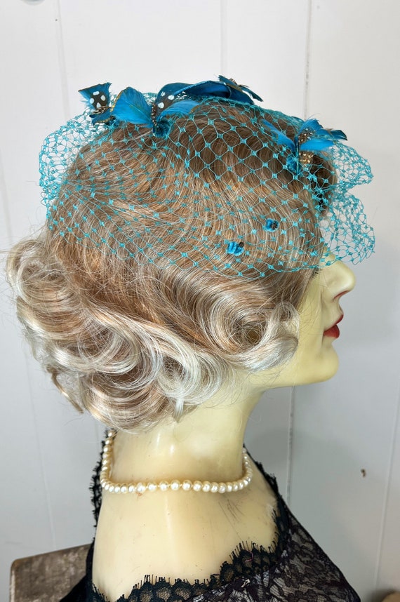 Vintage Veil Fascinator 1950's Turquoise Feathere… - image 7