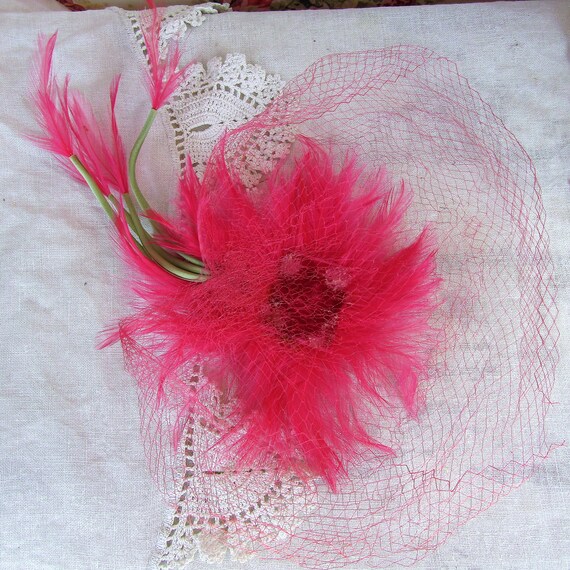 Vintage Feathered Hat Pink Feathered Hairpiece Vi… - image 10