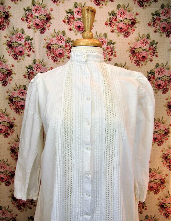 Antique Victorian 1800's Nightgown Size XS Antiqu… - image 3