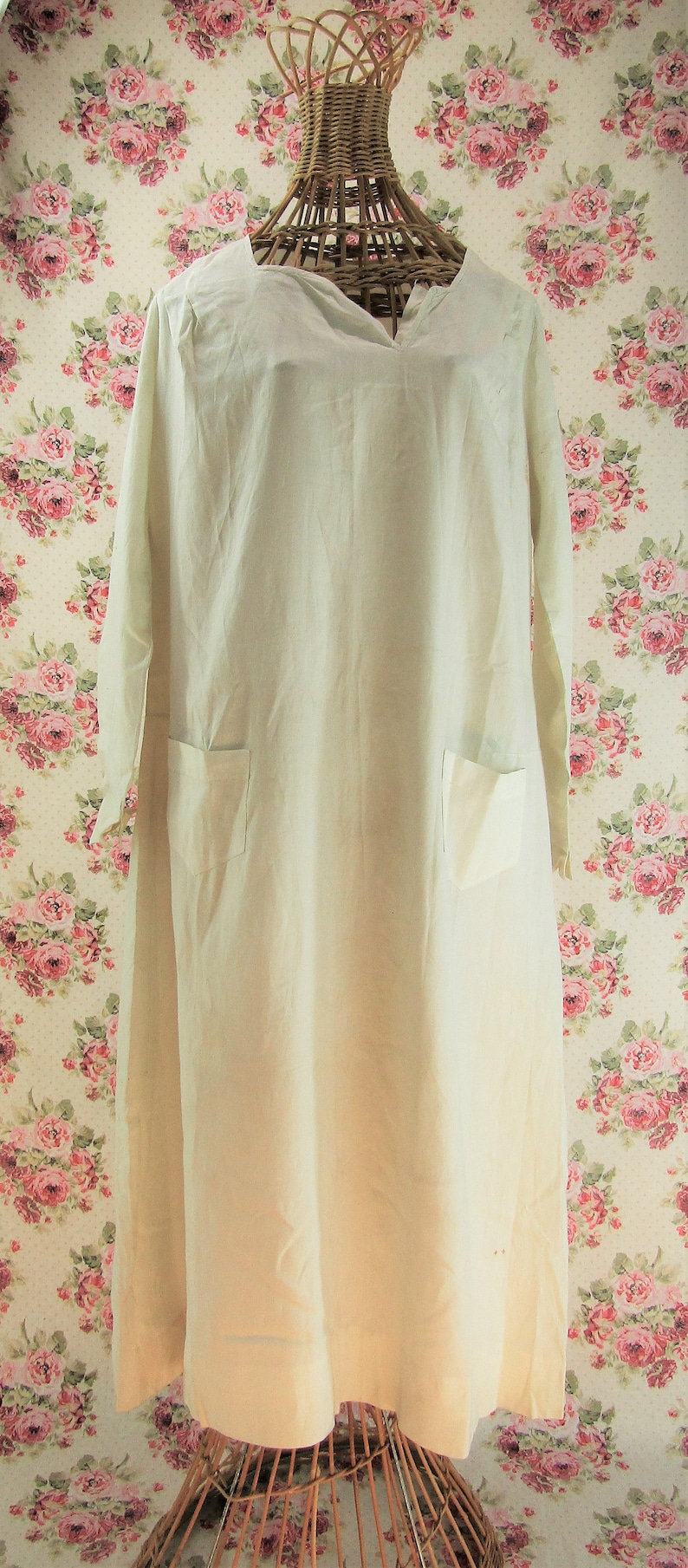 Antique Edwardian Nightgown Size Small European Made Linen Nightshirt Edwardian Nightshirt Creamy Fine Linen image 2