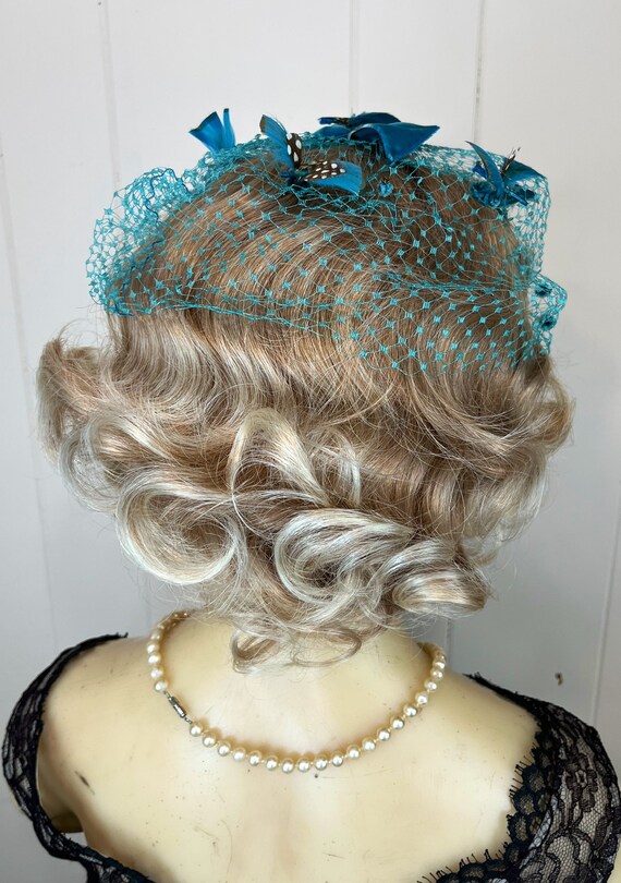 Vintage Veil Fascinator 1950's Turquoise Feathere… - image 6