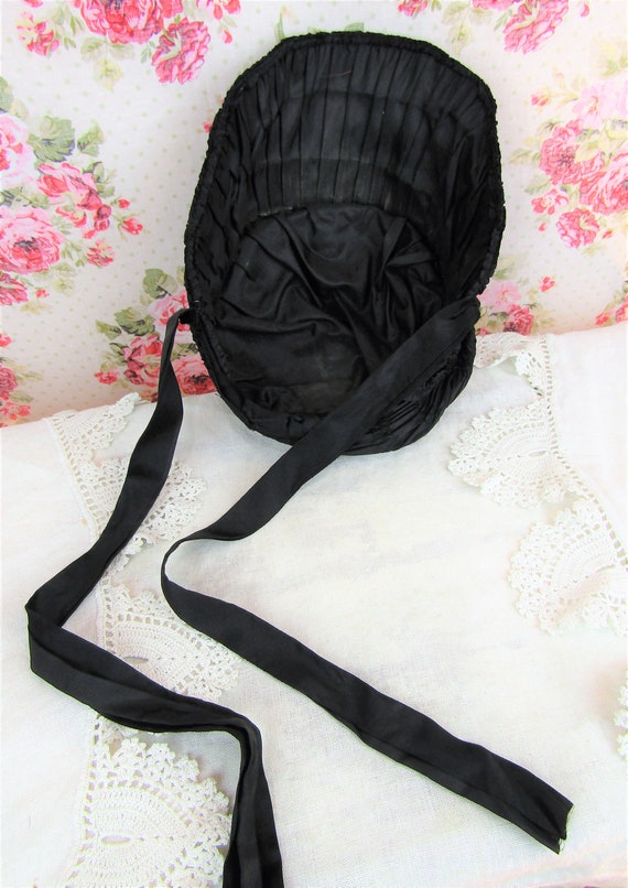 1870s Mourning Chapeau Antique Mourning Bonnet An… - image 10