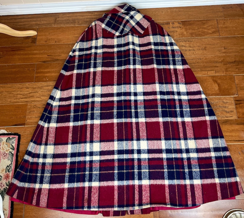 Vintage Plaid Wool Cape Women's Plaid Wool Cape Plaid Wool Cloak image 4