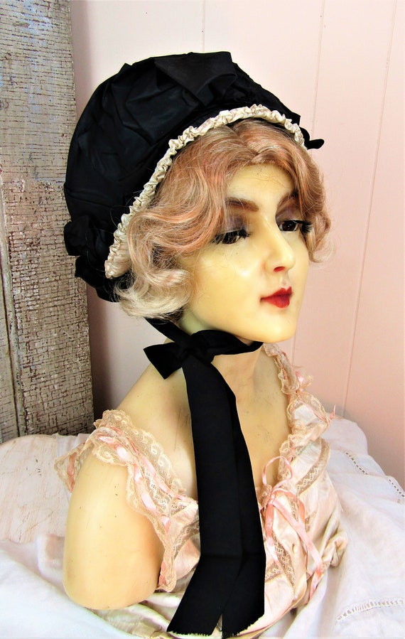 Antique Victorian Bonnet 19th Century Satin Bonne… - image 2