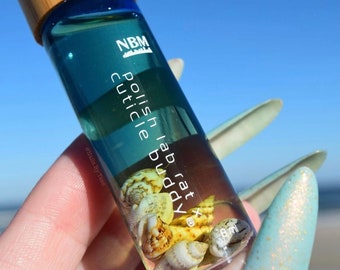 Przenośny olejek do skórek i paznokci Cuticle Buddy® do pielęgnacji paznokci – wegański. Nietestowany na zwierzętach. Naturalnie pachnący. Ocean Drive. 8 ml.
