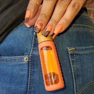 Cuticle Buddy Portable Cuticle Oil and Nail Oil for Nail Growth - Vegan. Cruelty-Free. Naturally scented with Sweet Orange & Tangerine.8ml.