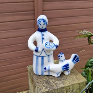 旧ソ連時代 Vintage Gzhel グジェリ 陶磁器 人形 Ussr gzhel - Etsy 日本