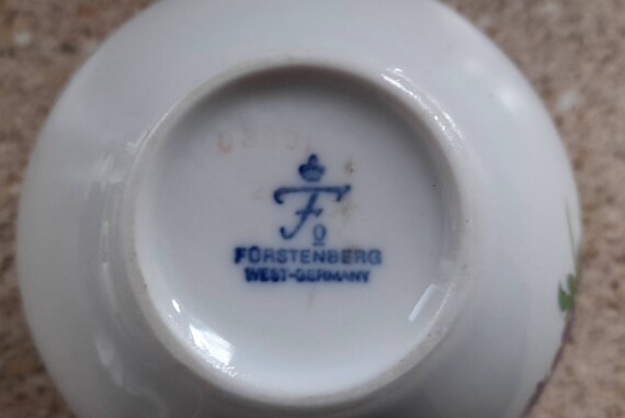 Vintage FORSTENBERG West Germany Small Bulbous Porcelain VASE Hand 