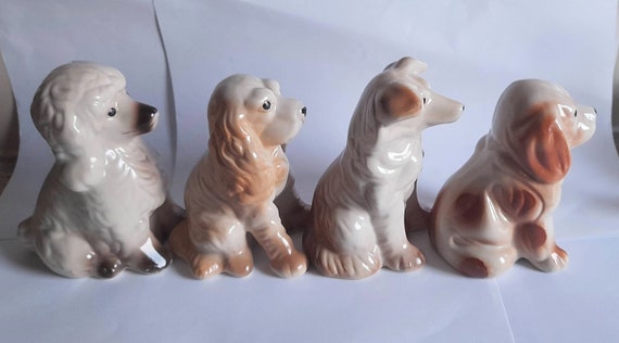 ヴィンテージ〜小さな陶器の犬/子犬の置物のセレクション〜スパニエル