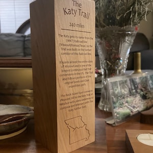 Der Katy-Trail - eines der ersten Rails-to-Trail-Projekte in den USA - ein elegantes Sammlerstück, um sich an die auf diesem historischen Weg verbrachte Zeit zu erinnern
