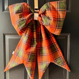 Vändbar quiltad höstdörrrosett – Orange & grön pläd / skördemönster