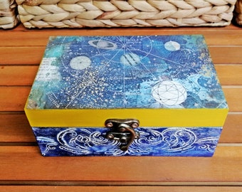 Galaxy planets wooden memory box, Аstrology Jewelry box, Constellation decor, Jewellery Keepsake box, Trinket decoupage box, Stars map