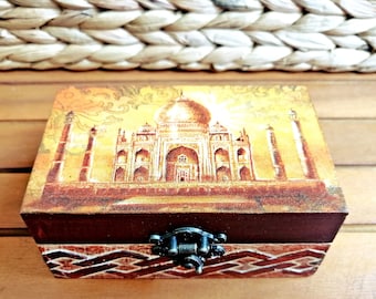 Indian Taj Mahal  box, Indian wooden decor, Indian art, Brown wooden jewelry box, Memory storage, Indian culture lover gift