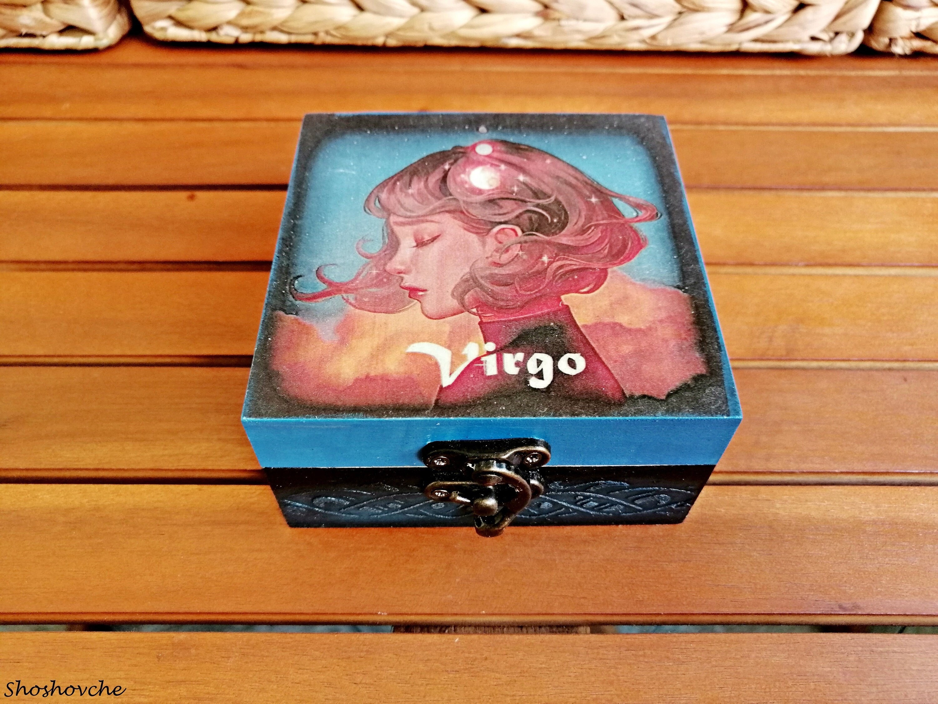 Virgo Zodiac sign wooden box, Astrology Lover gift, Virgo art, Keepsake jewelry box, Treasure box, Memory jewelry storage, Decoupage art