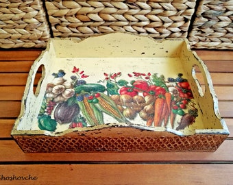 Wooden Rustic vegetable market tray, Country kitchen carrot/onion/tomatoes/corn/garlic/hips/papers farmhouse art, Decoupage serving tray