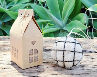 Small Bird Nester in Gift Box with refill. Llama Nest Building Wool for nature lovers and wild backyard garden birds.