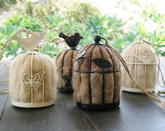 Leaf Bird Nester for nesting birds with llama Fibre. Gift for Garden. Bird house, birdbath, feeder accessory. Hanging wool nest starter
