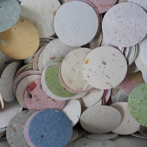 Cercles découpés faits main en papier recyclé x 100. Petit, 3,5 cm