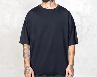 Boxy Schwarzes T-Shirt - Supima-Baumwolle, Unisex Übergröße Fit - Bokken Tee Schwarz