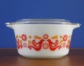 Vintage Pyrex 473 Friendship Casserole with Lid - U.S.A - 1970s