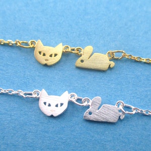 とってもキュートな子猫とネズミのチャームネックレス（ゴールドまたはシルバー） | 猫好きのための手作り動物ジュエリー