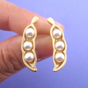Drei Perle Erbsen in einer Schote Gold Peapod förmige 925 Sterling Silber Ohrstecker | Handmade Minimal Schmuck
