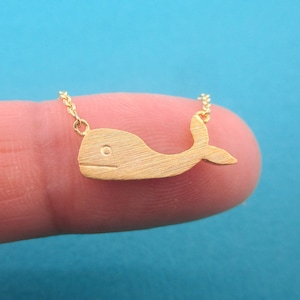 Einfache minimale zierliche walförmige Tieranhänger-Halskette in Silber-Gold oder Rosé-Gold | Handgemachte Tier Schmuck