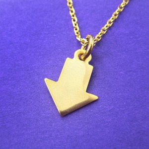 SALE: Here is My Heart Arrow Shaped Charm Necklace in Gold