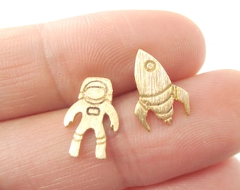 Astronaut and Spaceship Rocket Space Travel Themed Stud Earrings in Gold | Minimalistic Handmade Animal Jewelry