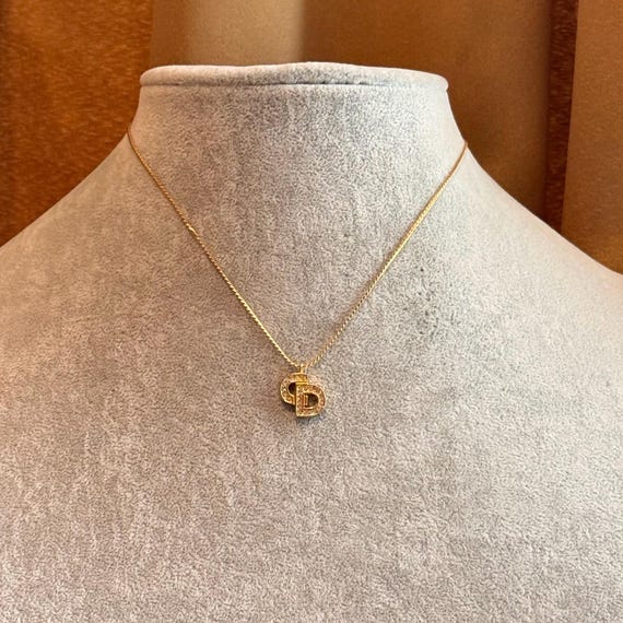 Collier pendentif CD avec logo CD en plaqué or, signé Christian