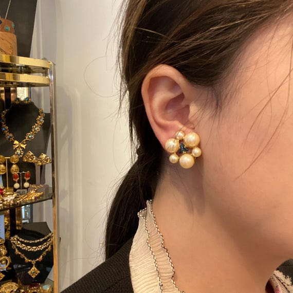 Vintage Unsigned triangular navy blue core with p… - image 4