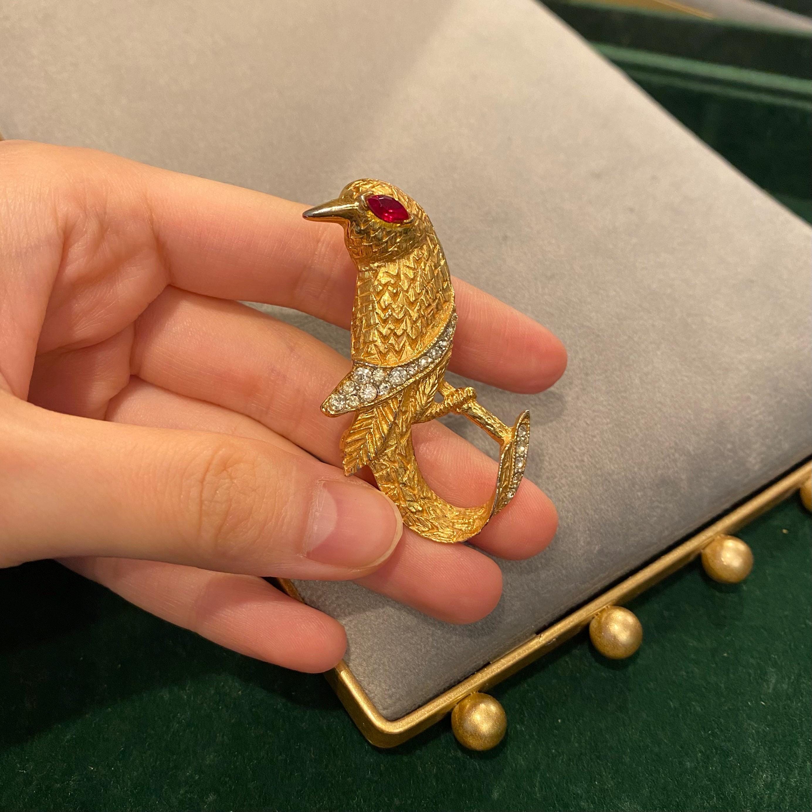 broche oiseau colibri métal argenté émaillé et strass